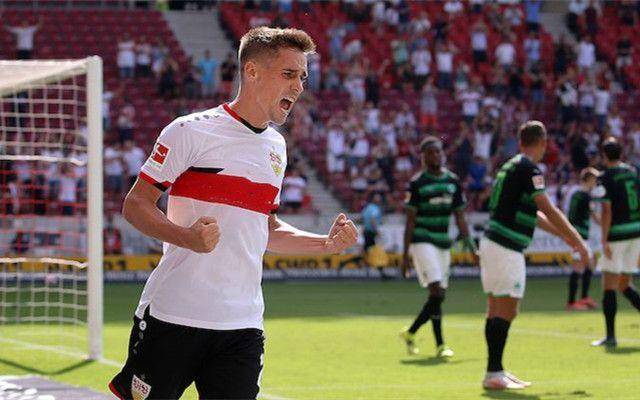 爱游戏关于国际比赛日费耶诺德备战欧超杯，战术微调细节曝光，悬念犹存，训练强度明显提升的信息