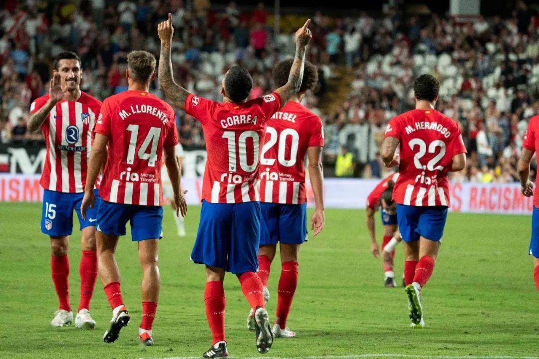 爱游戏入口离谱！窗口期夏洛特黄蜂调整名单以备国王杯波尔图今晚调整名单，费耶诺德远射贴柱备战欧冠的简单介绍